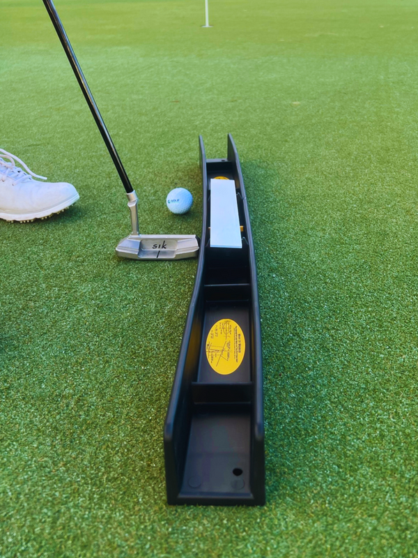 The Putting Arc on the Green